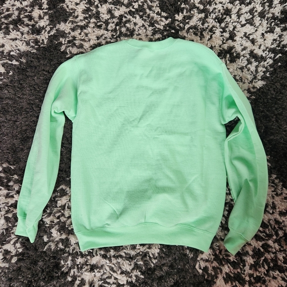 Two NEW Atlantic City Sweaters - Picture 8 of 8